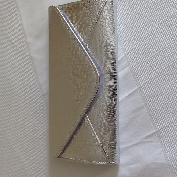 Silver clutch bag - Picture 2 of 7